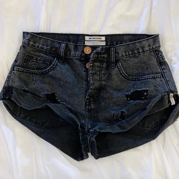 ONETEASPOON *bandits* shorts - Picture 1 of 4